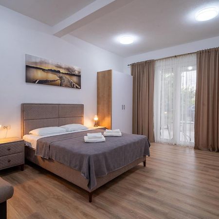 Dane Apartment Airport Podgorica Mitrovici  Εξωτερικό φωτογραφία