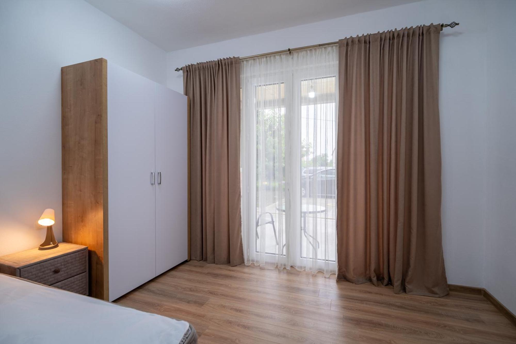 Dane Apartment Airport Podgorica Mitrovici  Εξωτερικό φωτογραφία